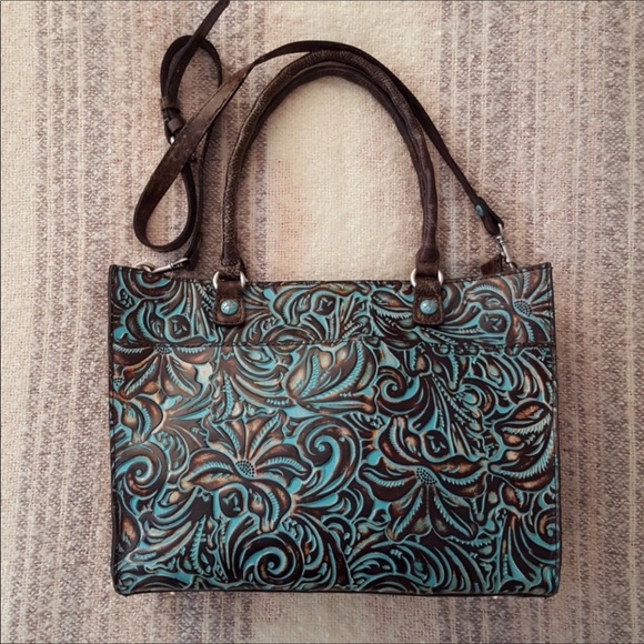 ✨Turquoise Tooled Navelli Tote✨ - Picture 2 of 7